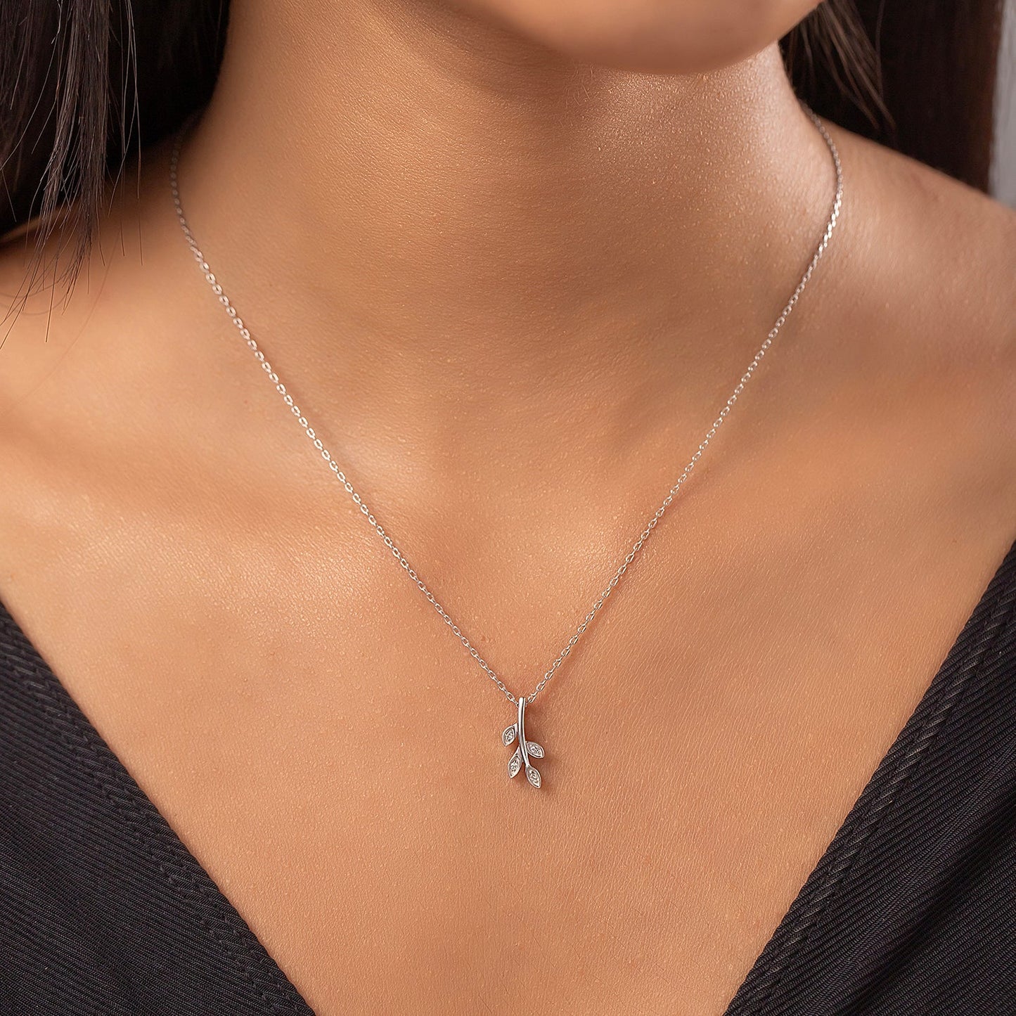Elowen Vine Lab-Grown Diamond Pendant