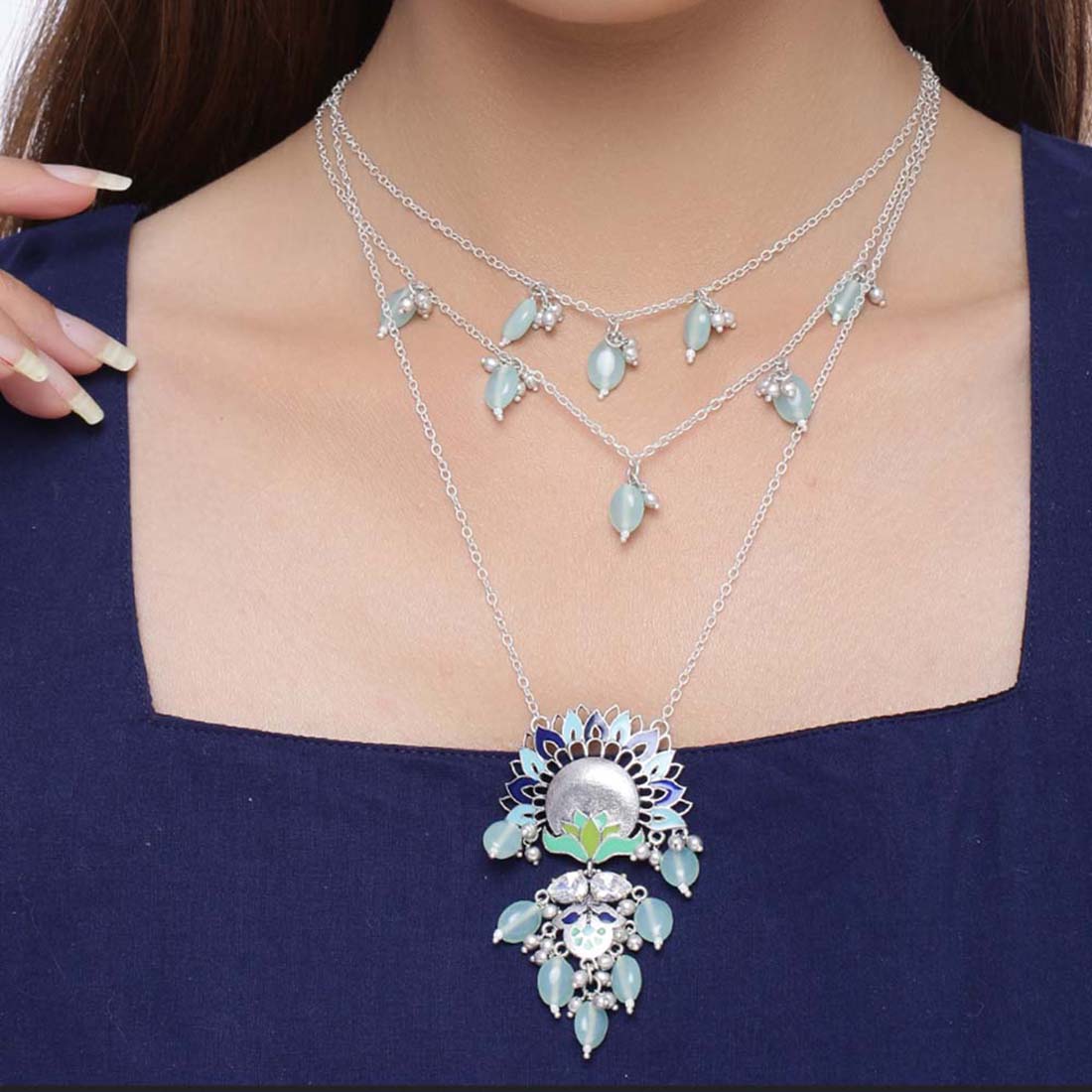 Bagh E Fiza Blooming Flower Motifs Necklace