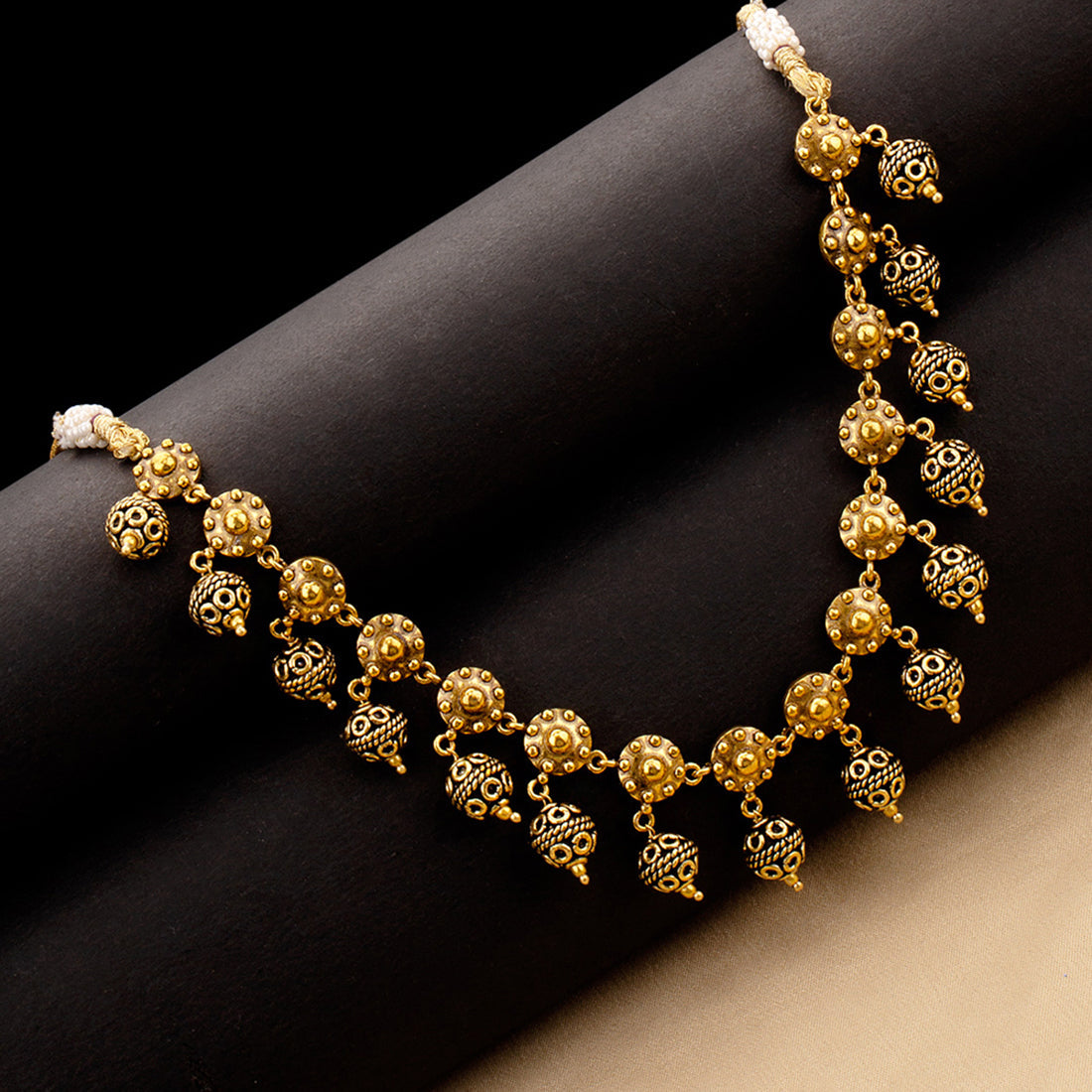 Rava Ball Ball Drop Choker Necklace